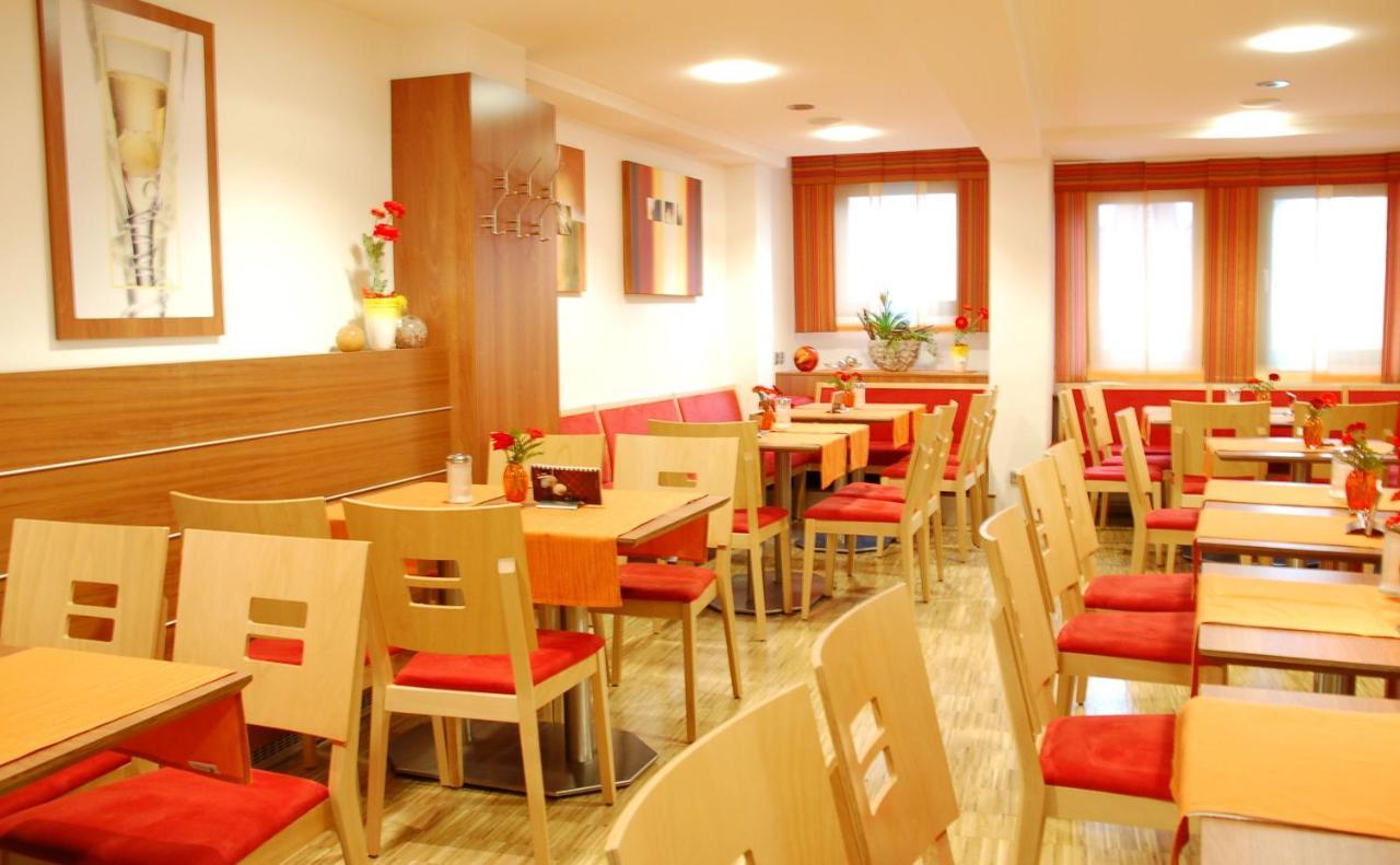 Schell Schokoladen Hotel Gundelsheim  Bagian luar foto